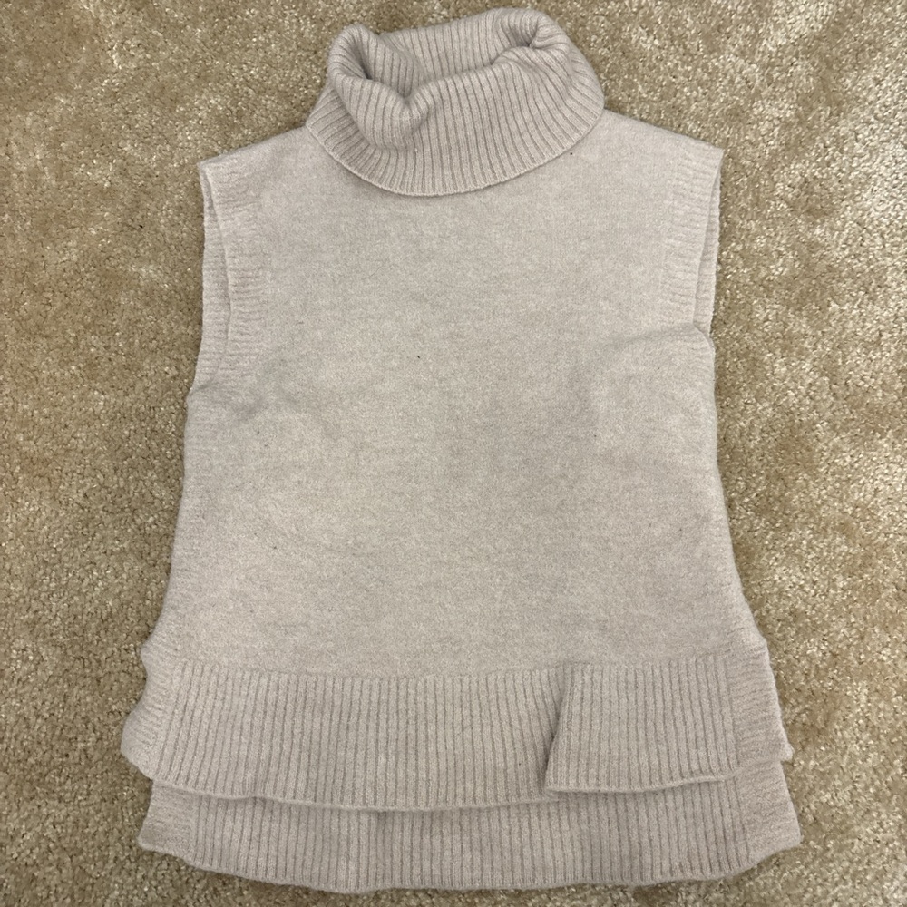 Rachel Zoe Cream Sleeveless Turtleneck Sweater